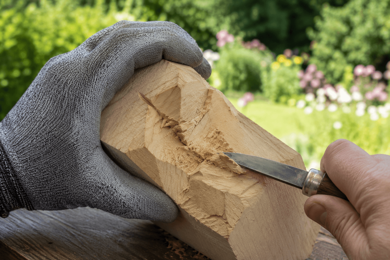 Why Does My Wood Tear While Carving?