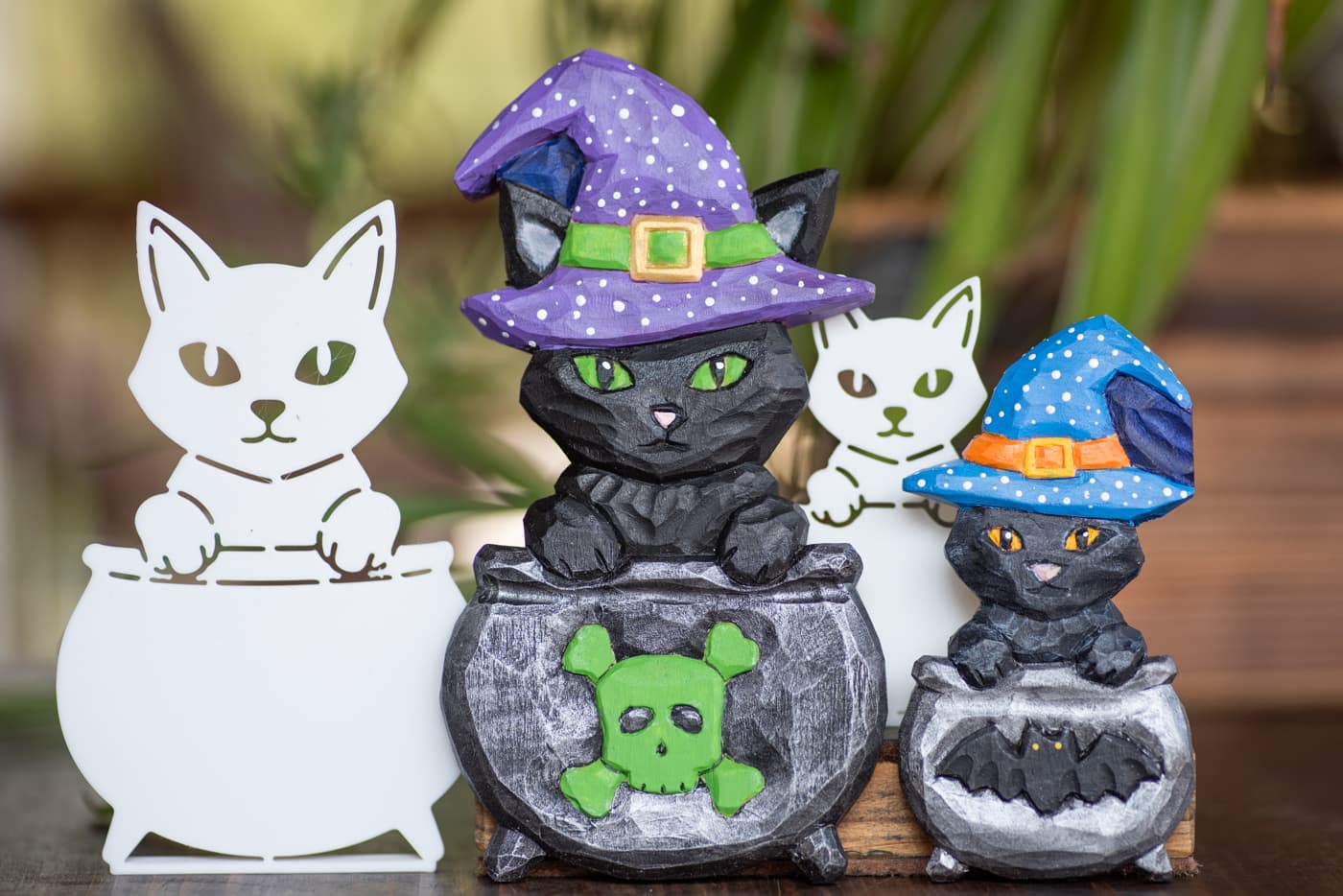 Halloween Cat in a Cauldron Wood Carving Stencil
